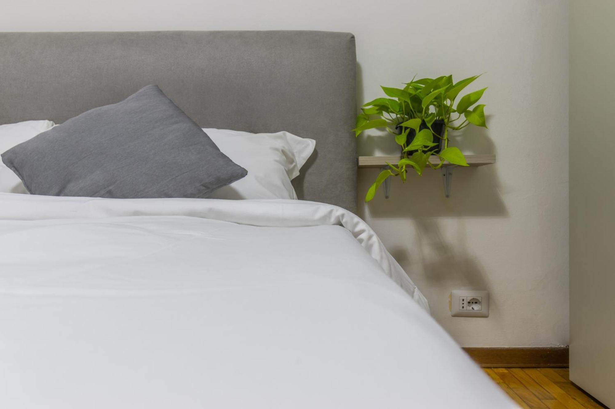 Ottonelli Street Stay- Wifi Fibra Free Tra Storchi & Centro Storico 모데나 외부 사진